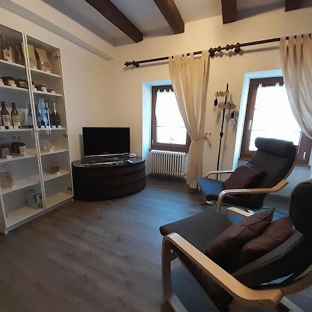 Studio Chez Un Vigneron Au Village Au 2Eme Etage Sans Ascenseur Вильнёв Экстерьер фото